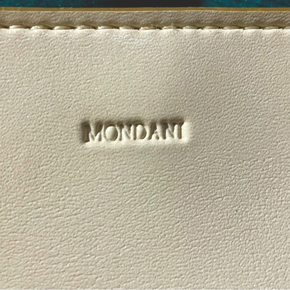 Mondani New York Cream Vintage Leather handbag with cut out design - Picture 3 of 6